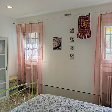 A Casa Di Peplis Apartment Венеция Екстериор снимка