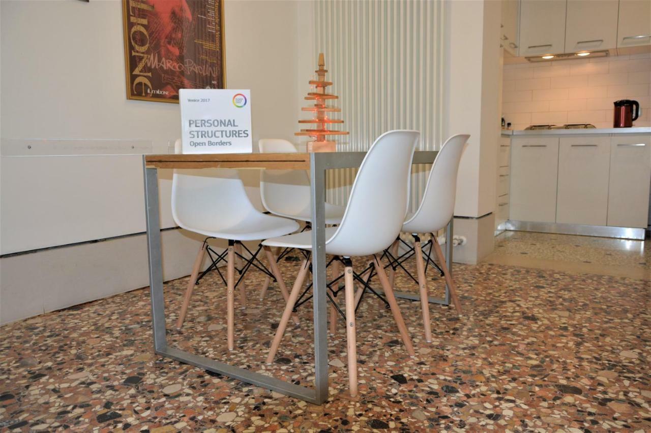 A Casa Di Peplis Apartment Венеция Екстериор снимка